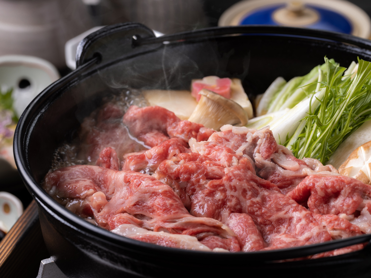 【特撰×すき焼き会席】とろける旨み！愛媛ブランド「伊予牛」に口福♪～愛媛の美食紀行～