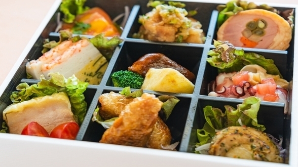 【夕食・朝食付】夕食はお部屋でのんびり♪ テイクアウトプラン