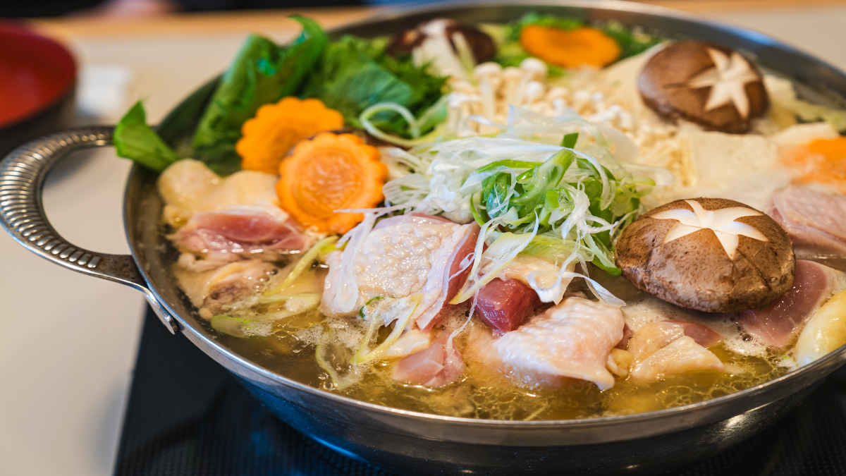 【夕食・朝食付】夕食はみんなで囲むあったか地頭鶏（じとっこ）鍋プラン