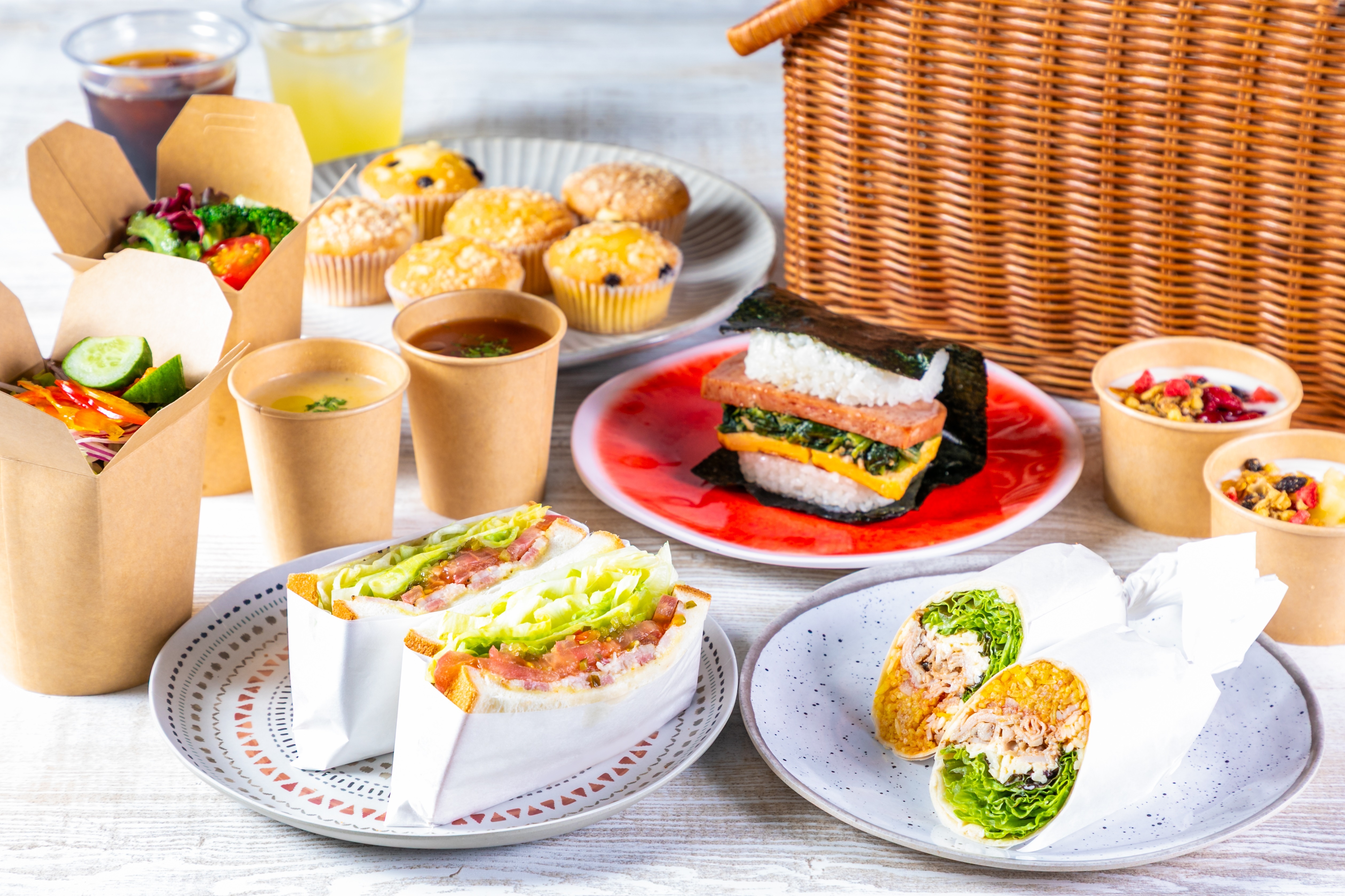 【STORYLINE STAY】那覇空港から車で約10分　ラウンジ・プール・SPA・飛行機が楽しめる＜朝食付き＞